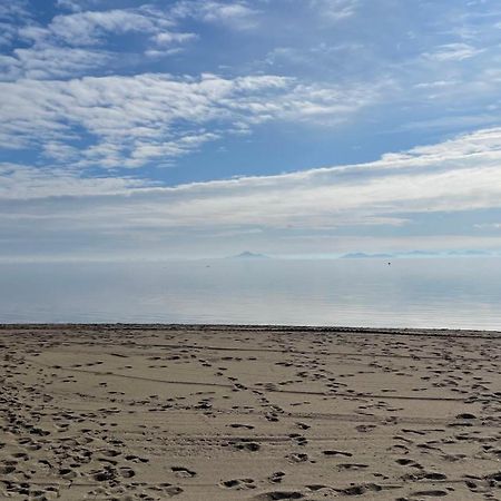 Charming Beachfront Apartment 무르시아 외부 사진