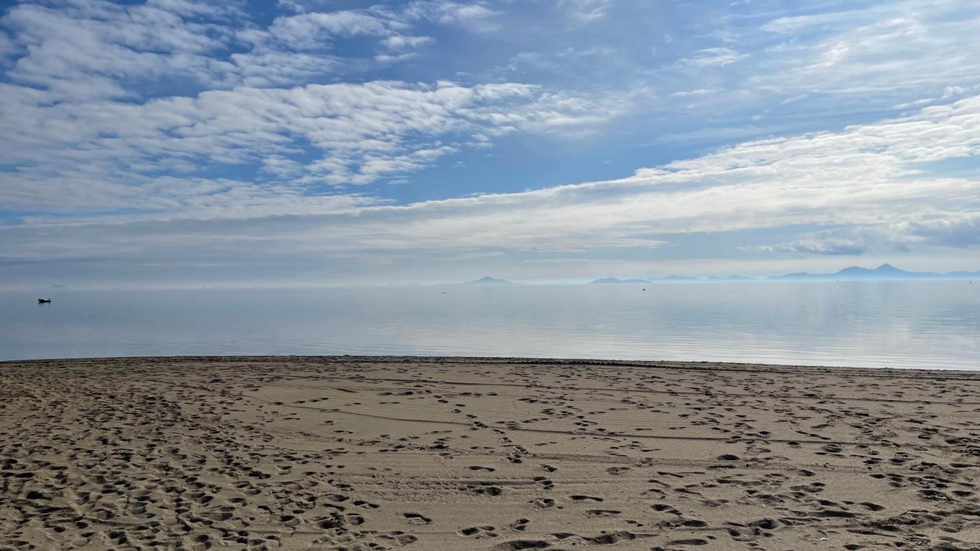 Charming Beachfront Apartment 무르시아 외부 사진