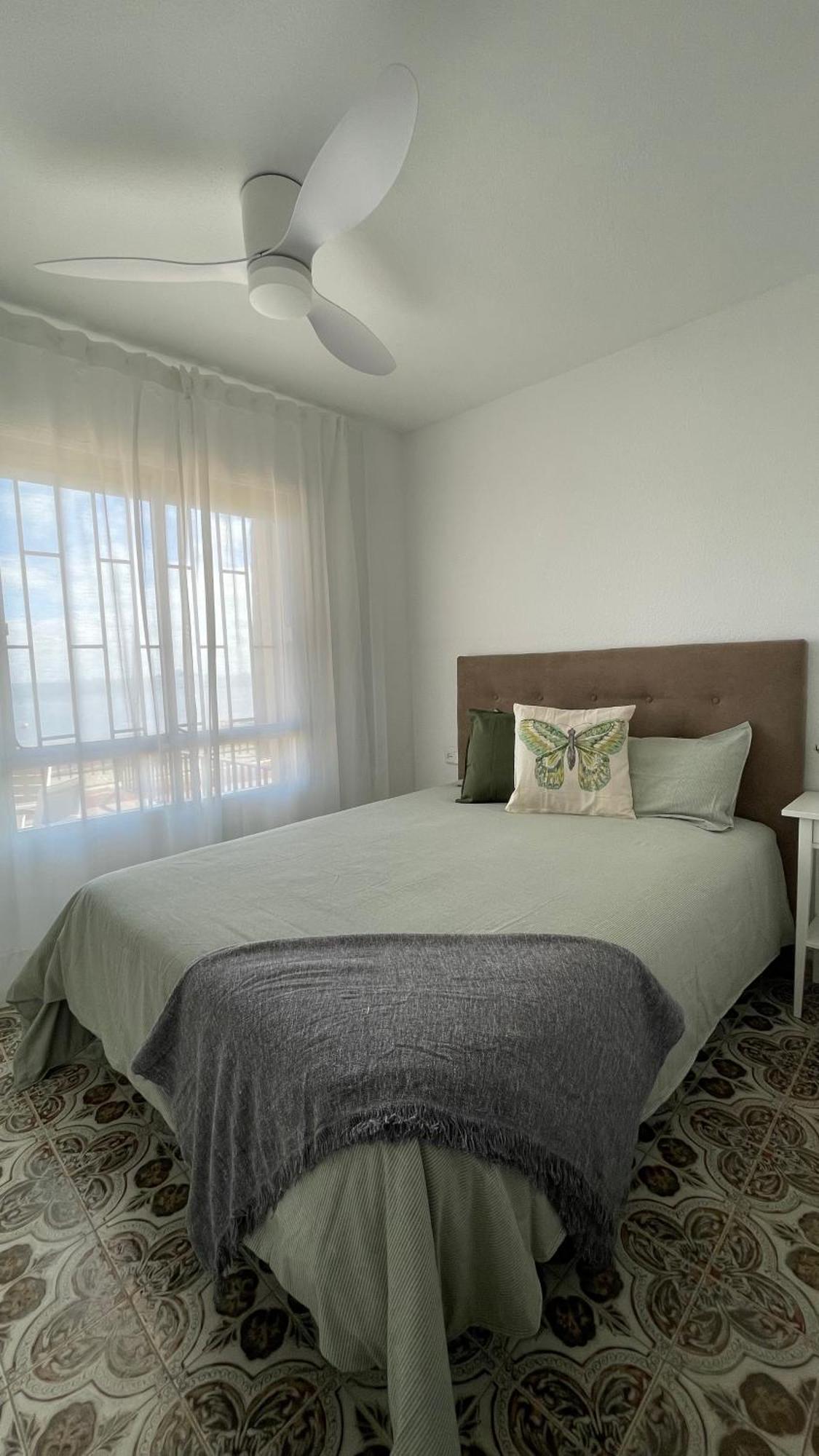 Charming Beachfront Apartment 무르시아 외부 사진