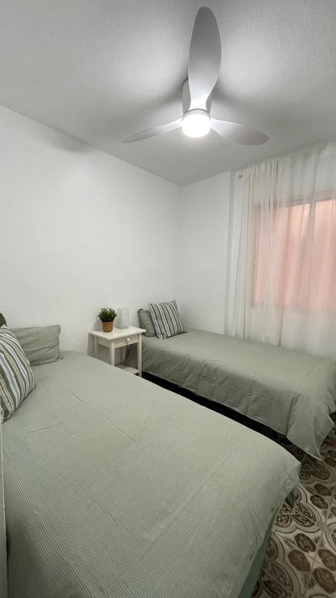 Charming Beachfront Apartment 무르시아 외부 사진