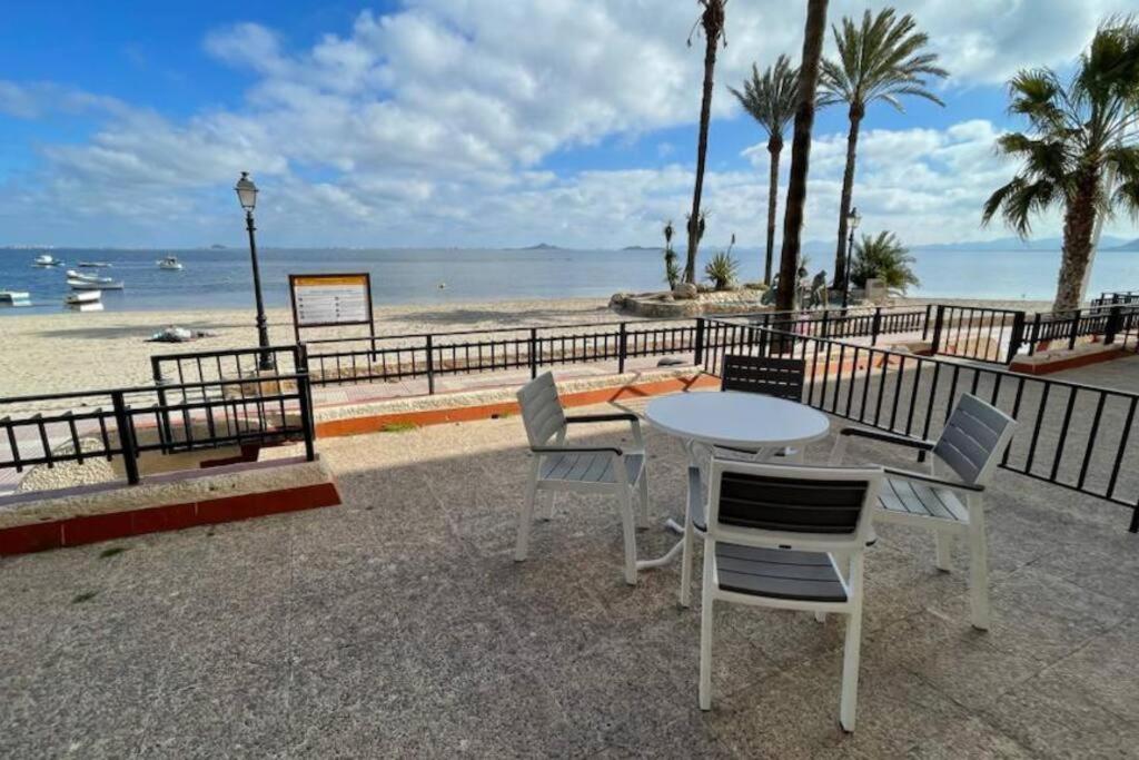 Charming Beachfront Apartment 무르시아 외부 사진